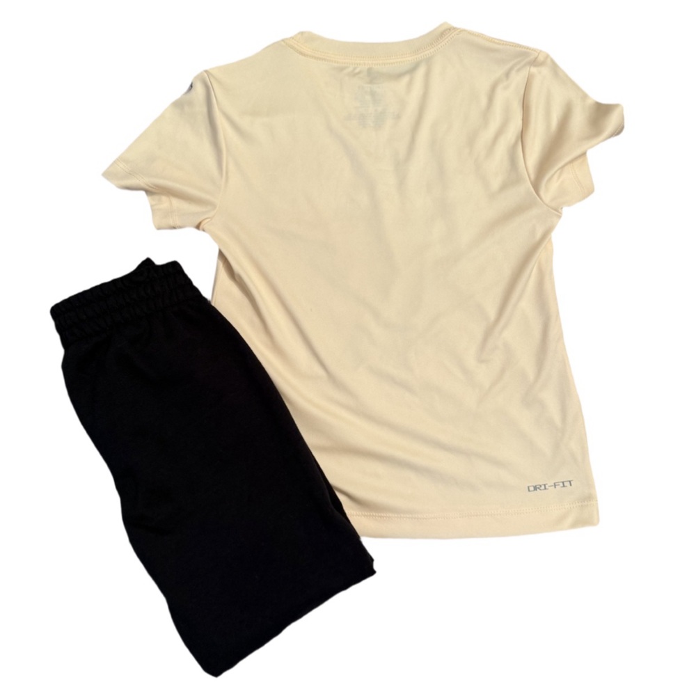 NIKE Boys 2pc Set, NWT - Picture 3 of 5